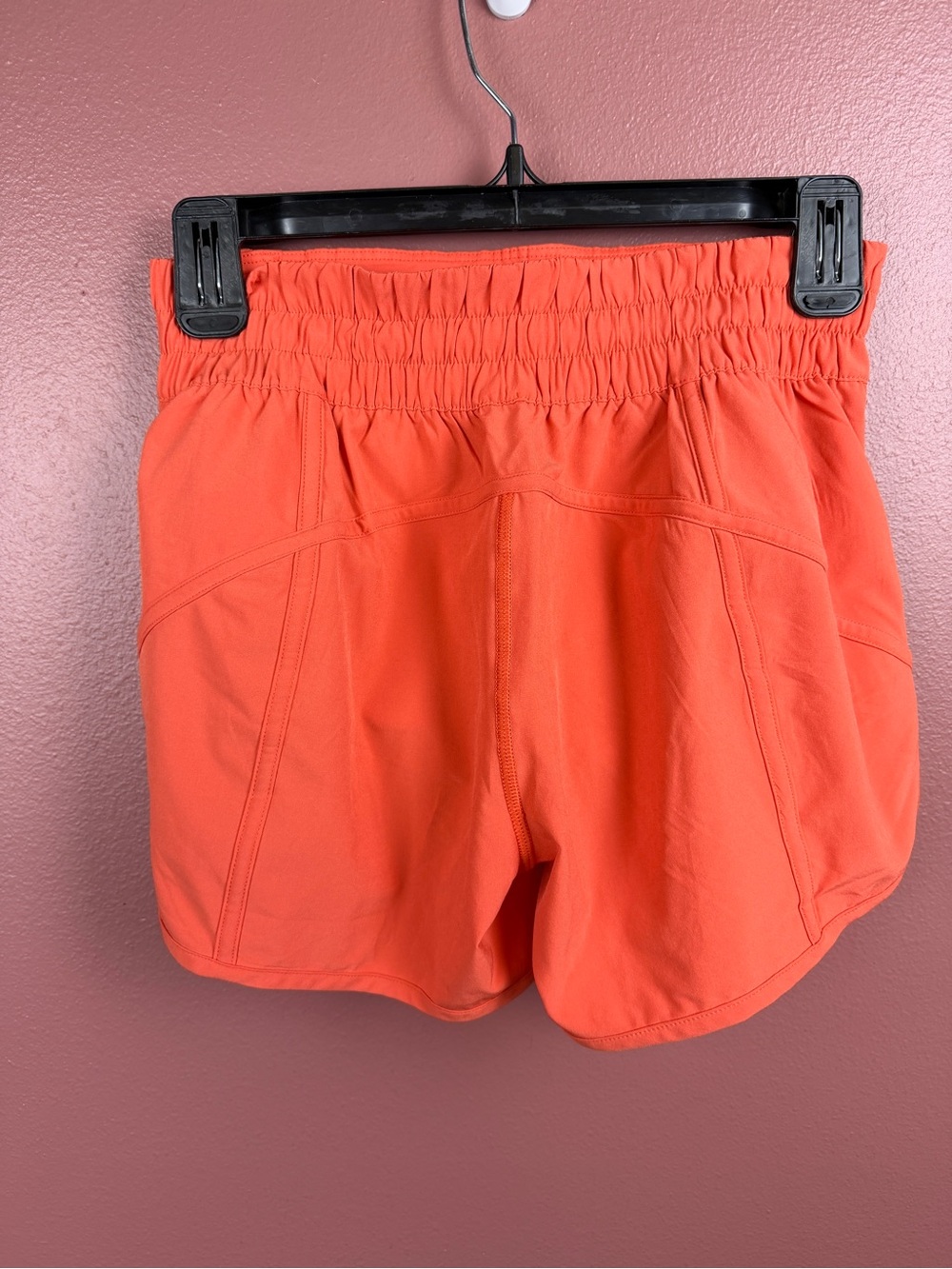 Lululemon Tracker Short in bright orange size 6 4 inch inseam - Picture 6 of 10